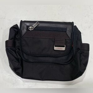 TUMI Black Unisex Zip Tolietry/ Make-up Travel Bag w/ Hanging Hook